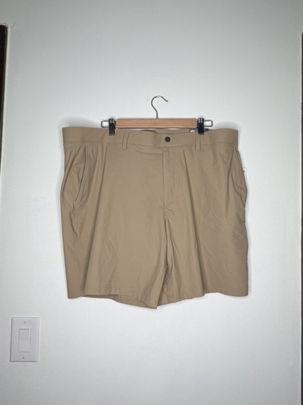 Jack Nicklaus Mens 8" Golf Shorts Pull On Chinchilla Tan Active Stretch XXL NEW